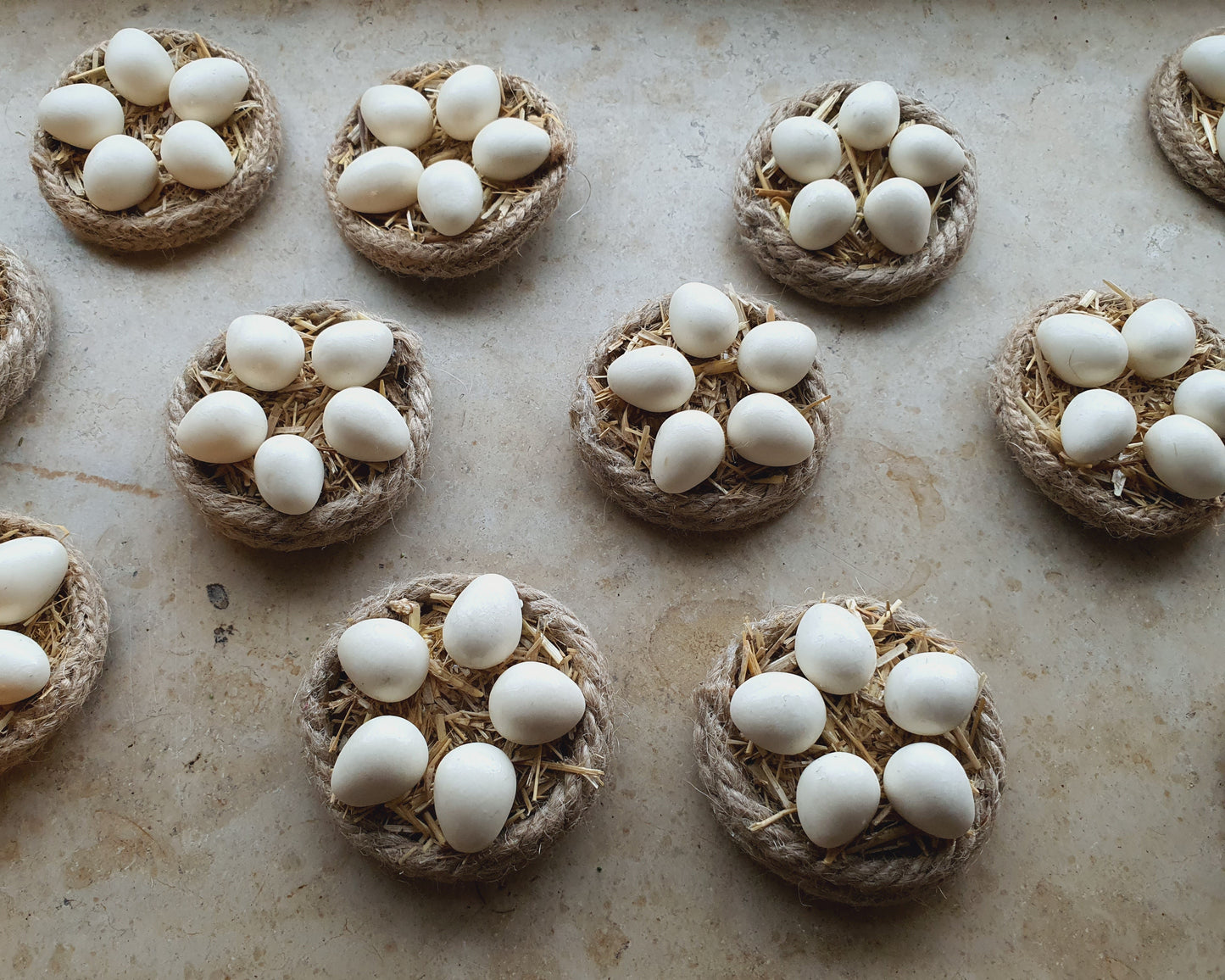 Eierschale mit Kühlschrankmagnet