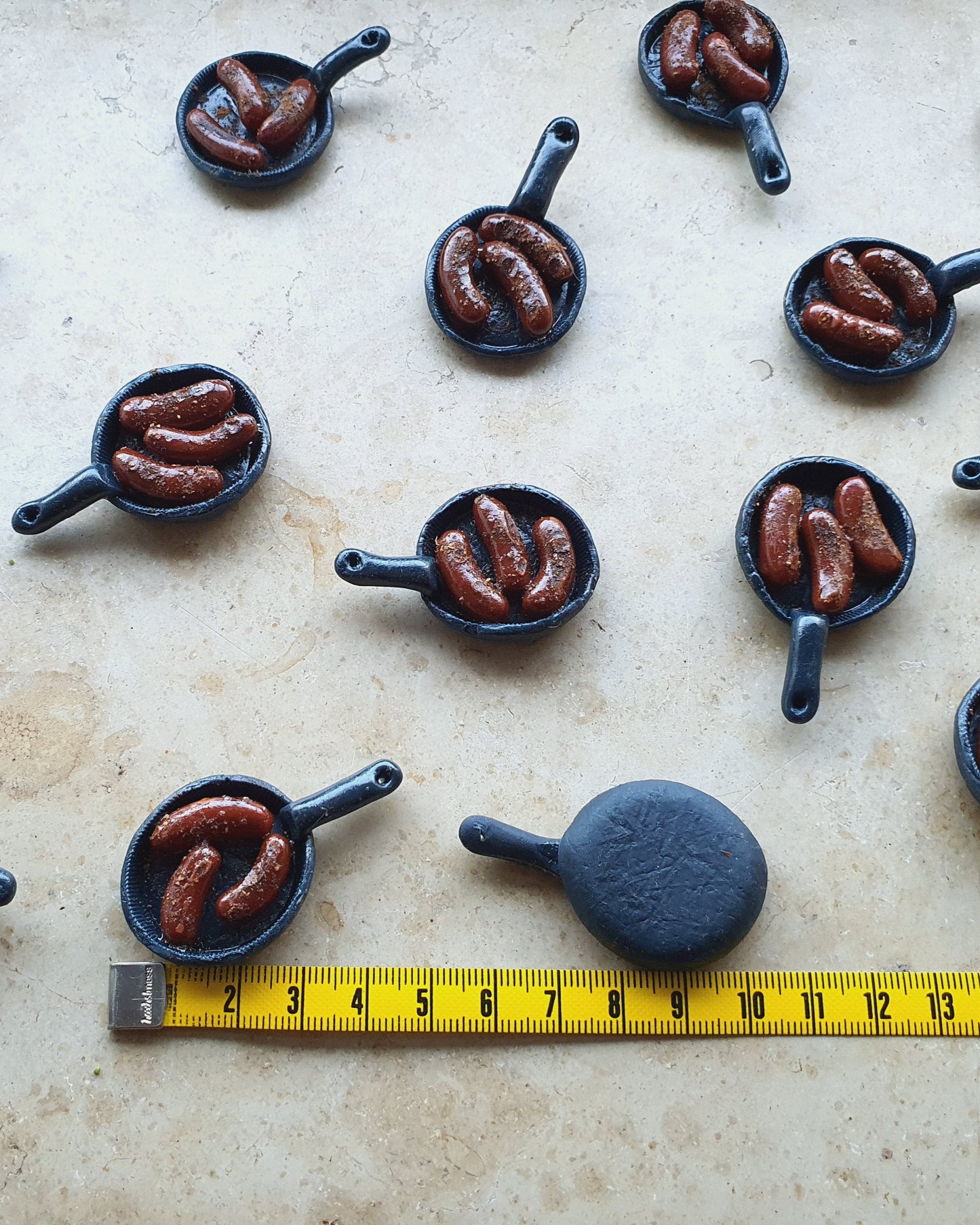 Bratwurstpfanne mit / ohne Kühlschrankmagnet