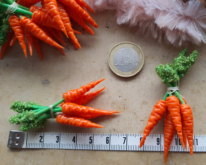 Karottenbund als Miniaturen