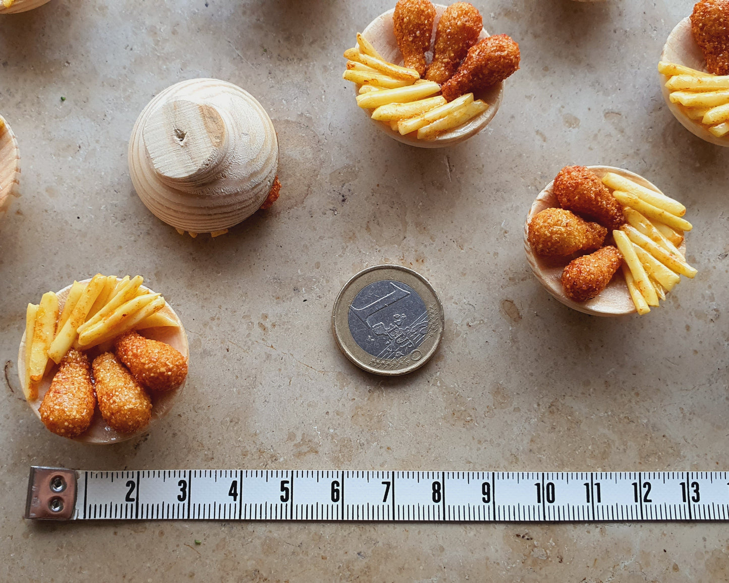 Hähnchenkeule-Holzschale mit/ohne Kühlschrankmagnet