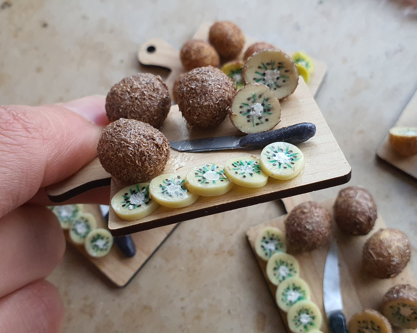 Kiwi Schneidebrett mit/ohne Kühlschrankmagnet