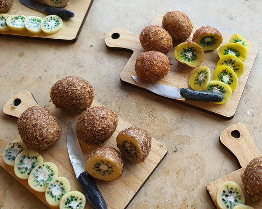 Kiwi Schneidebrett mit/ohne Kühlschrankmagnet