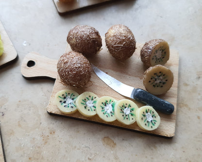 Kiwi Schneidebrett mit/ohne Kühlschrankmagnet
