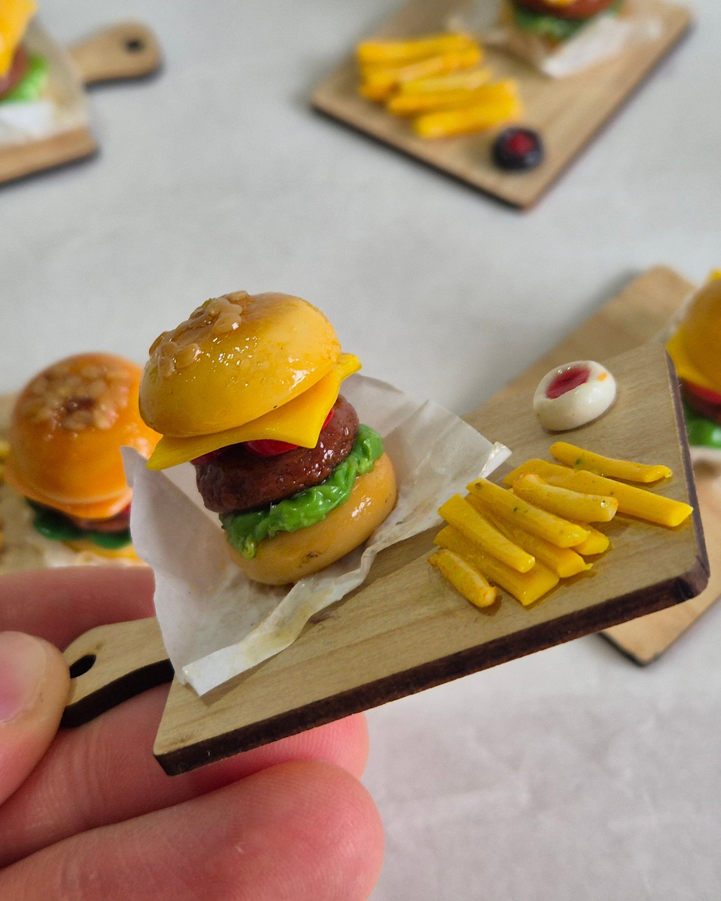 Burger-Schneidebrett mit/ohne Kühlschrankmagnet