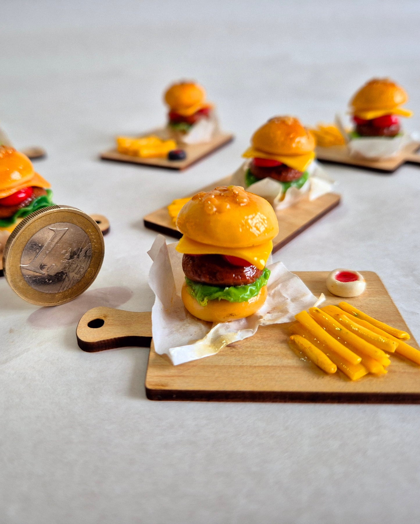 Burger-Schneidebrett mit/ohne Kühlschrankmagnet