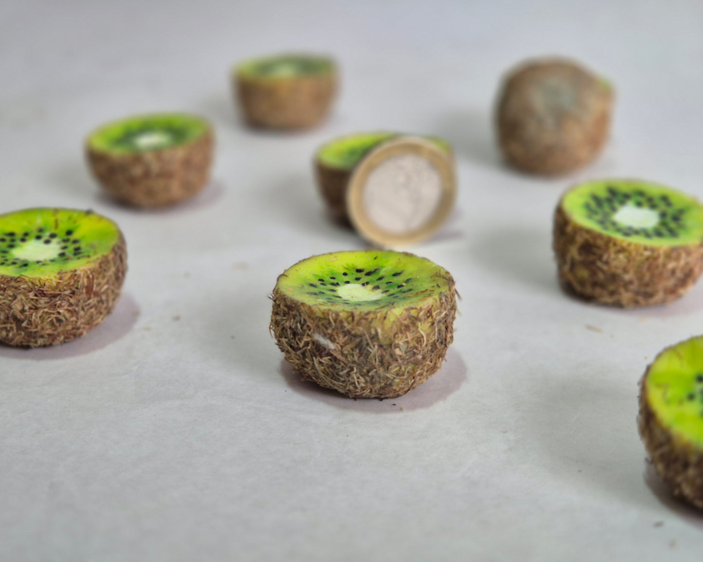 Kiwi mit / ohne Kühlschrankmagnet