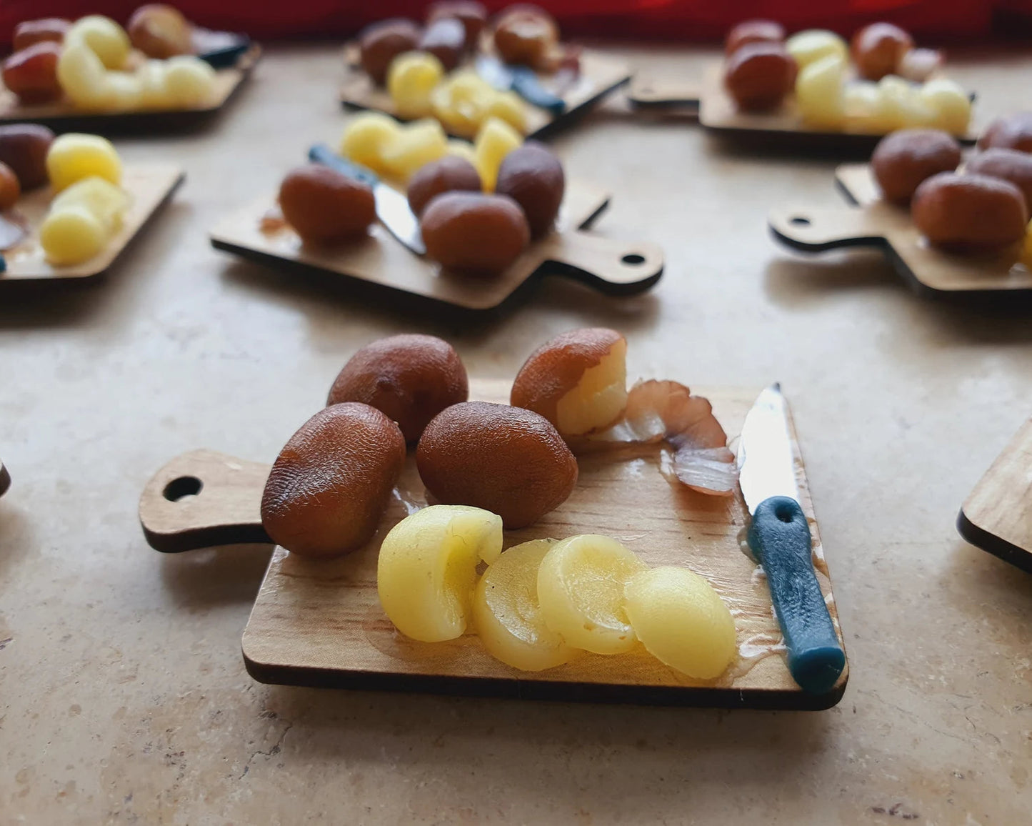 Katoffelbrett mit Kühlschrankmagnet