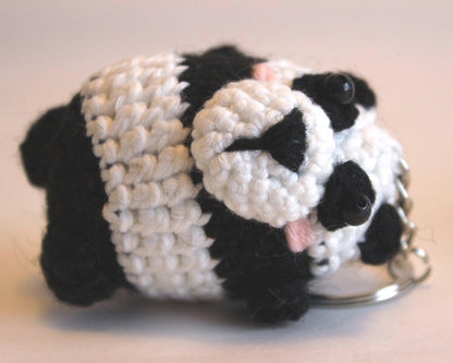 Gehäkelter Panda-Anhänger